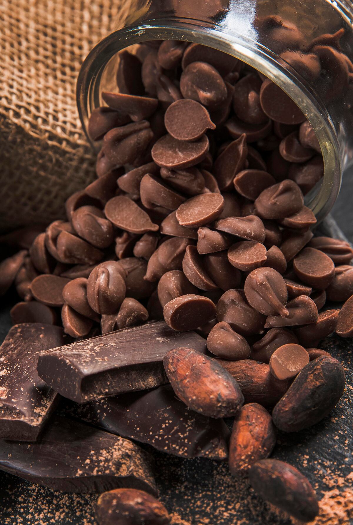 Chocolate negro. 6 alimentos ricos en magnesio. (Freepik)
