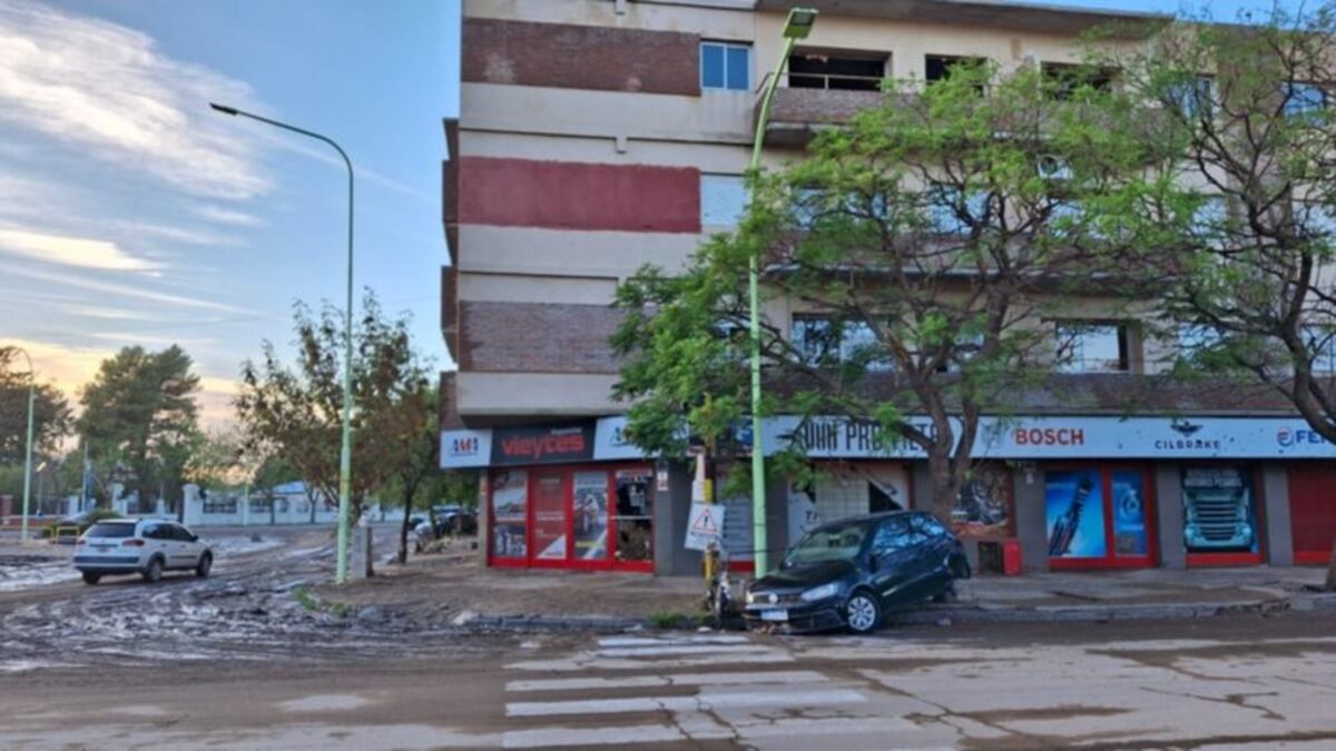 Bahía Blanca. Imágenes de cómo quedó la situación tras el temporal (Gentileza La Nueva).