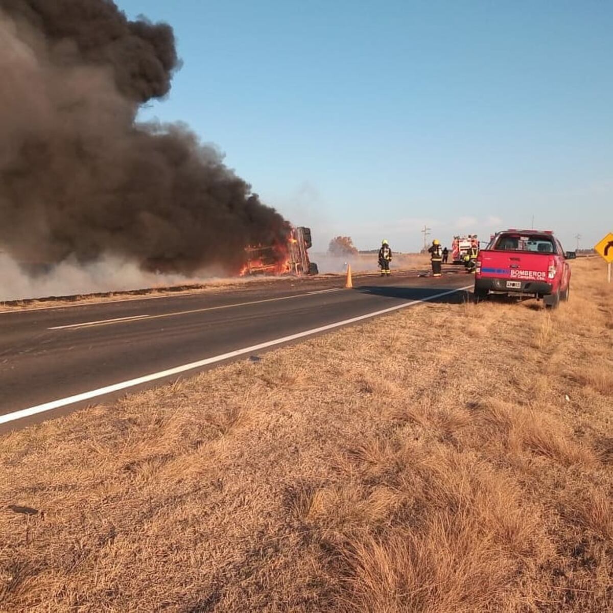 Imágenes del siniestro vial sobre ruta 35. (Cabledigital)