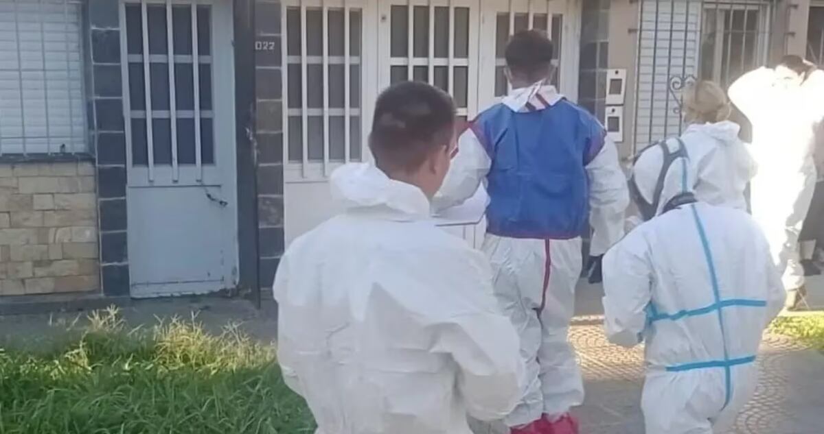 La vivienda en la que encontraron los cuerpos. (Gentileza El Litoral)