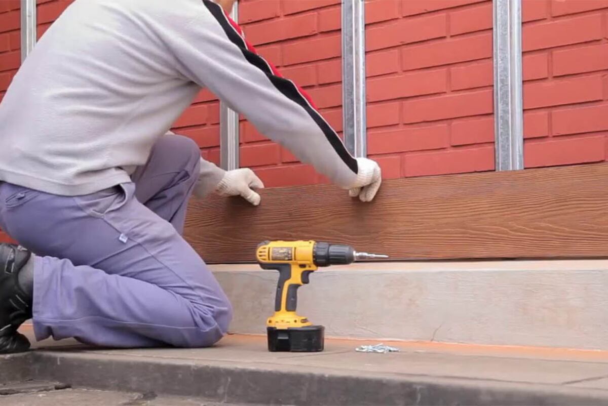 Colocación. Todo tipo de siding requiere de una estructura de soporte exterior al muro.