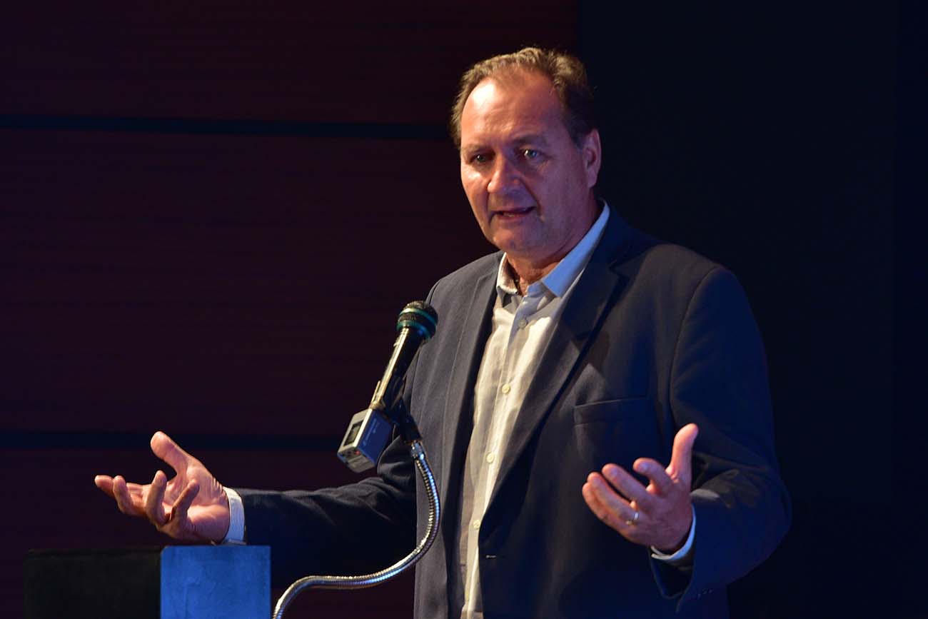 PROYECTAR CÓRDOBA 2024. El ministro de Producción, Ciencia e Innovación Tecnológica de Córdoba, Pedro Dellarossa, en el lanzamiento de la exposición. (José Gabriel Hernández/La Voz)