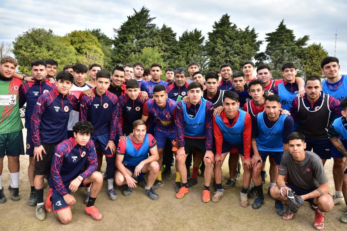 Inauguración del mural del Cuti Romero y leyendas del Club San Lorenzo de Córdoba (José Hernandez / La Voz)