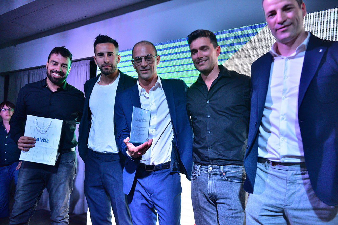 El equipo de Gestión Inmobiliaria. (José Gabriel Hernández / La Voz)