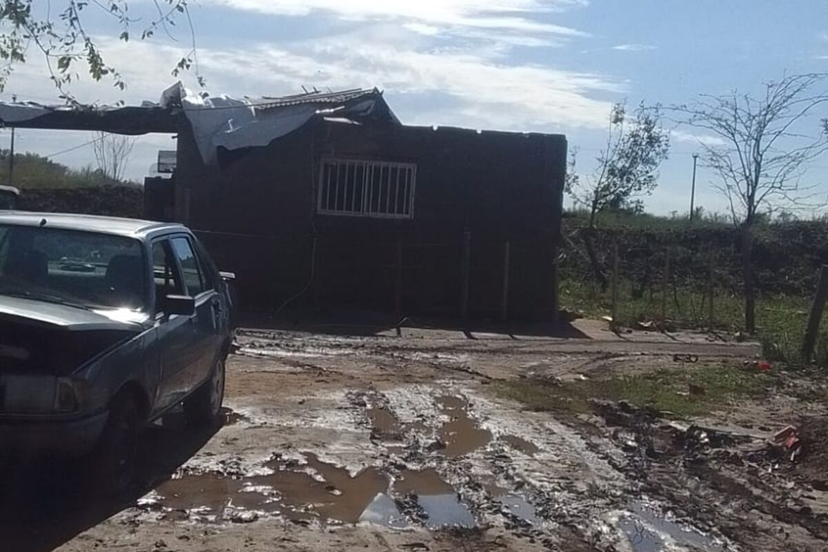 Temporal en Alta Gracia. Una vivienda afectada por voladura de techo (Gentileza).