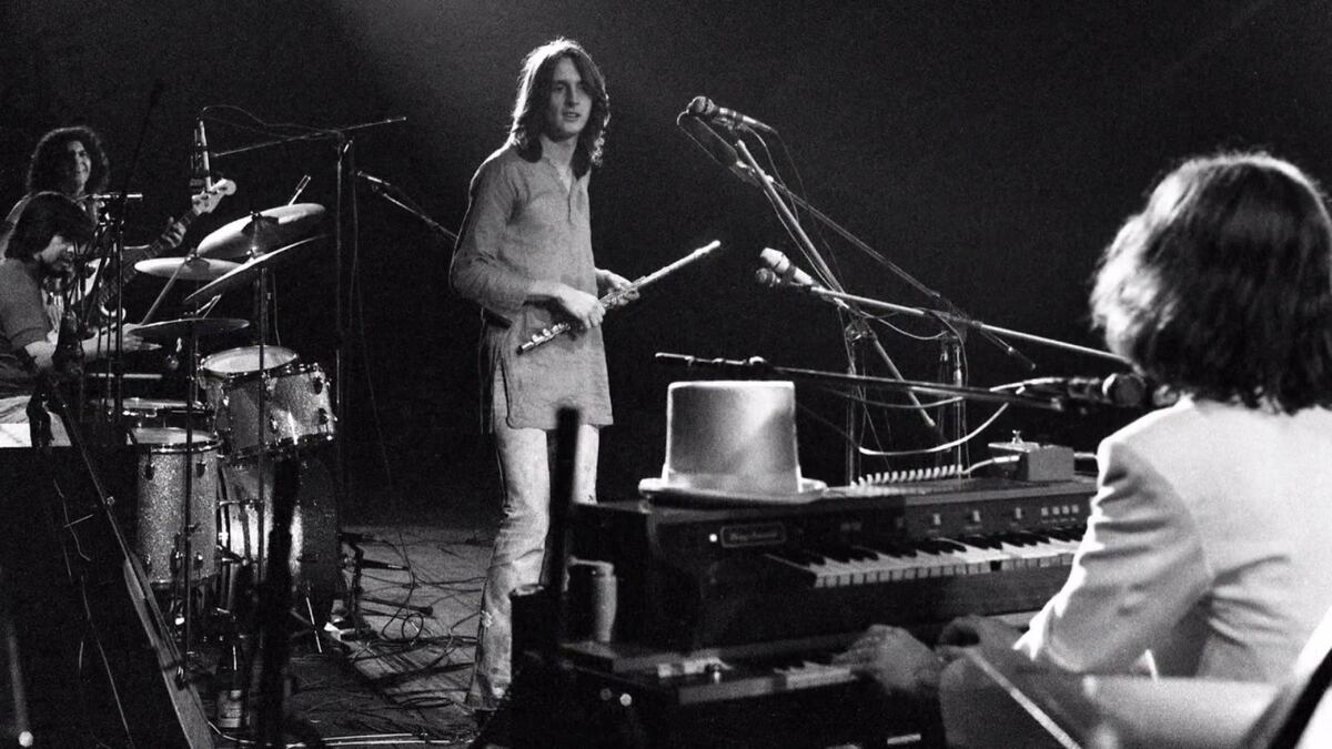 Imágenes de "Adiós Sui Generis", película que retrata los dos conciertos en el Luna Park que marcaron la despedida del grupo en 1975. (Gentileza Bebe Kamin).