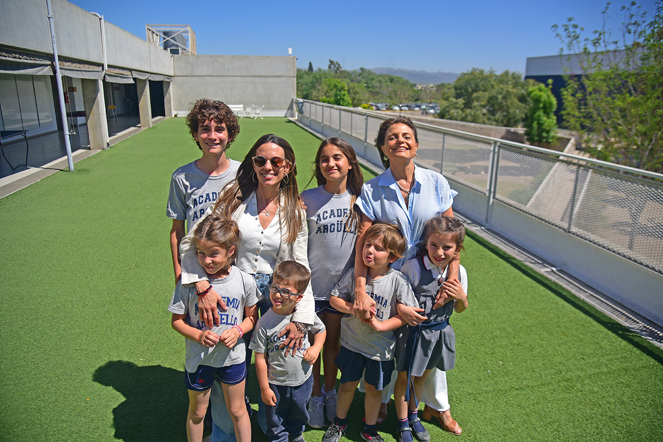 Academia Argullo cumple 70 años.
Familia y tres generaciones que asistieron
foto: Pedro Castillo / La Voz