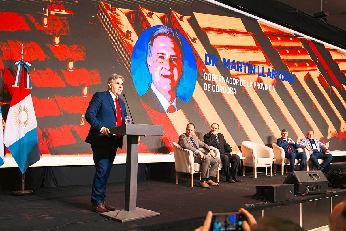 El gobernador Martín Llaryora destacó la importancia del trabajo conjunto entre públicos y privados para generar empleo y atraer inversiones.