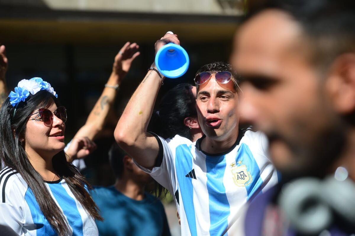 Nueva Córdoba. Así se gritaron los goles de Argentina contra Croacia. (Foto / Javier Ferreyra)