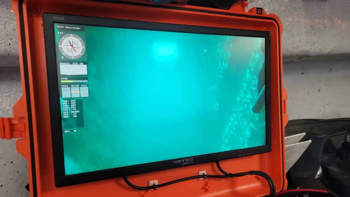 Juan Manuel Casal, buzo profesional y encargado de operar el dron submarino que localizó el cuerpo de la joven turista, relató las complejidades del procedimiento técnico en el fondo del mar.