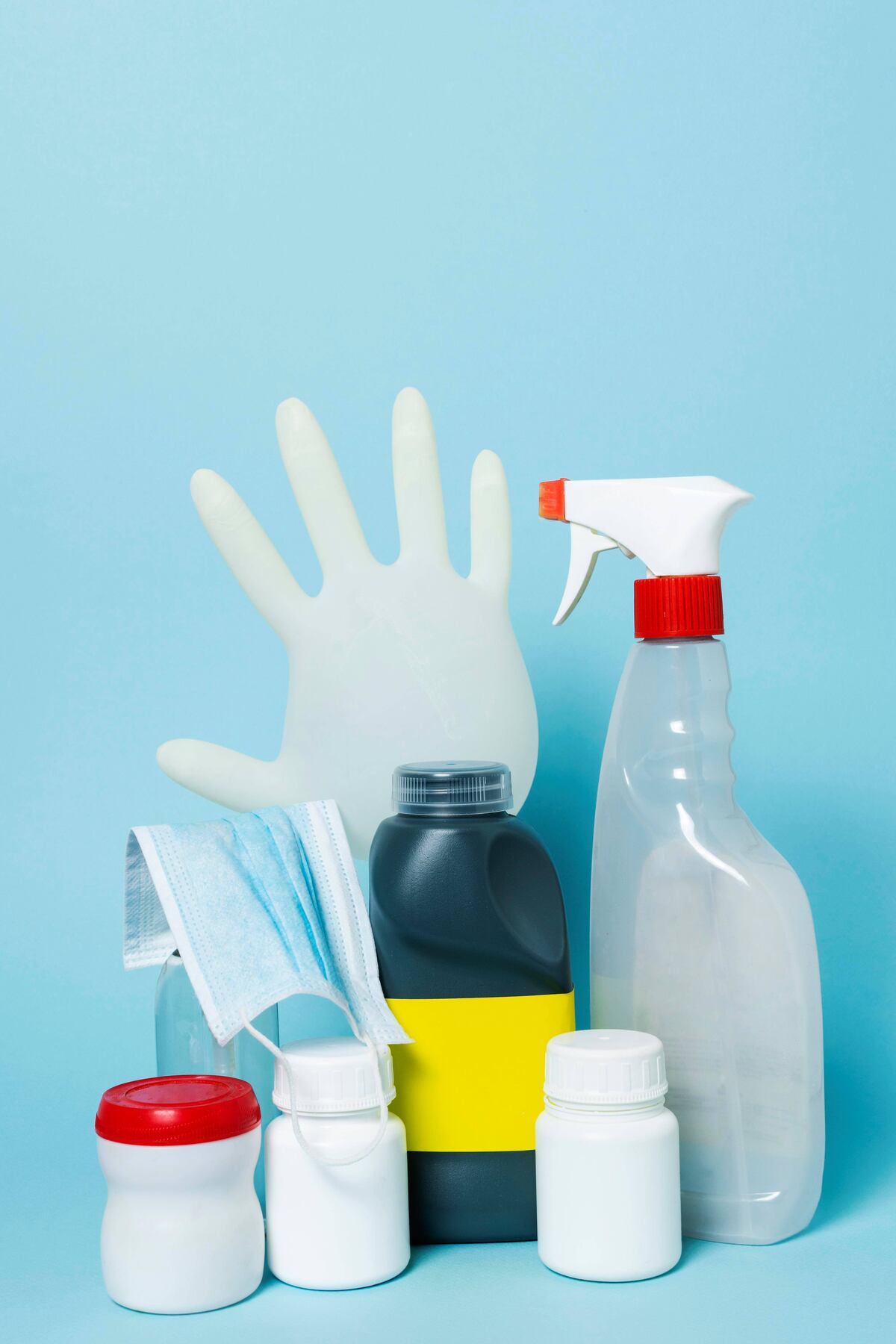 Un dúo casero potente para limpiar, desinfectar y eliminar olores, siempre aplicando las precauciones necesarias para evitar riesgos en el hogar. (Freepik)