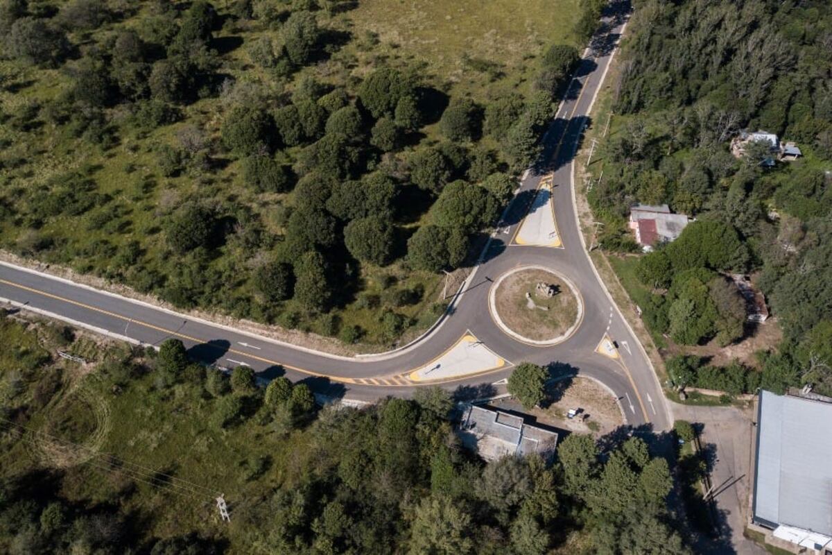 Obras en los accesos a El Chacay y Las Albahacas, en las Sierras del Sur (Gobierno de Córdoba)