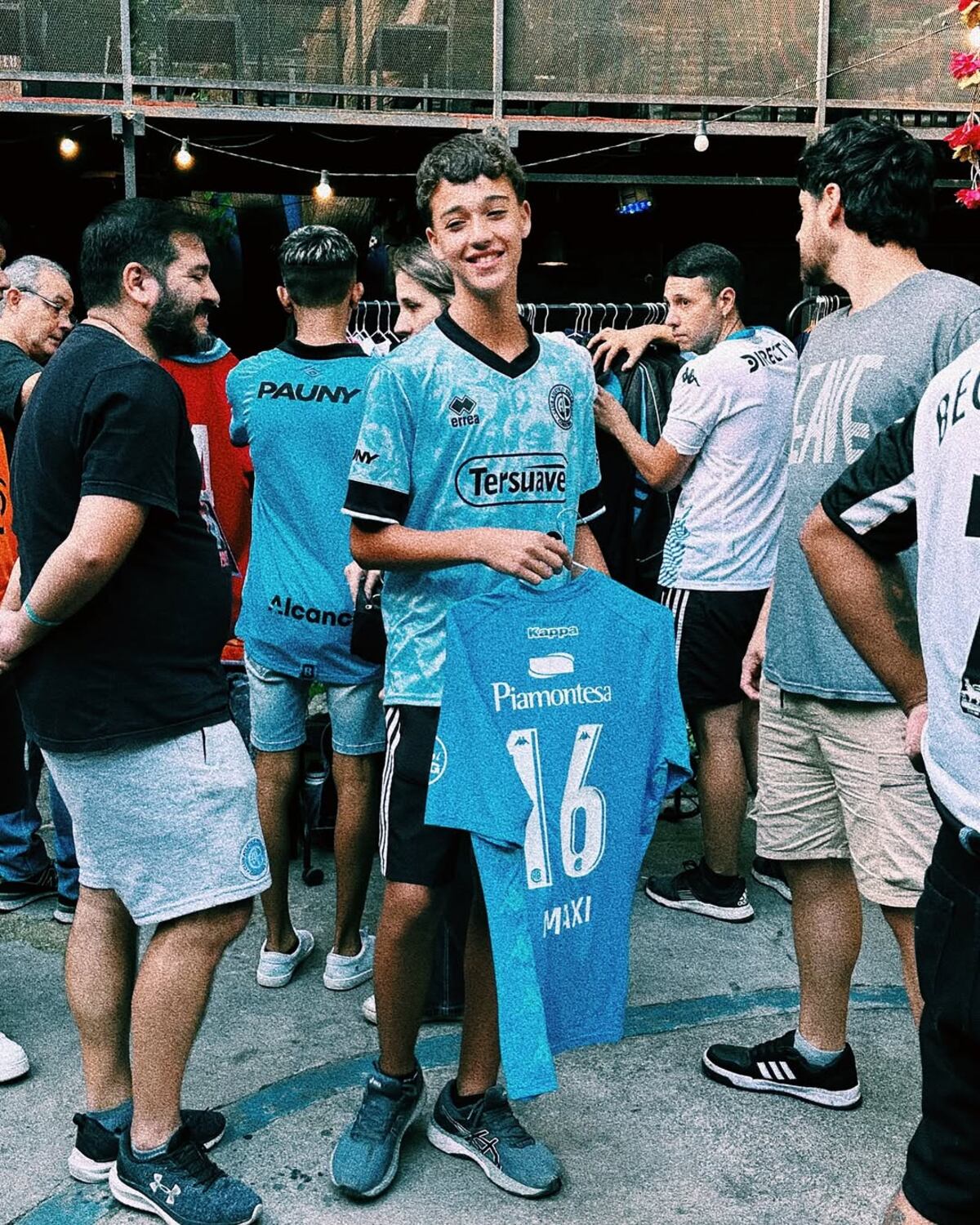 La feria de camisetas de fútbol más copada de Córdoba celebra su aniversario. (Gentileza Camisetazo).