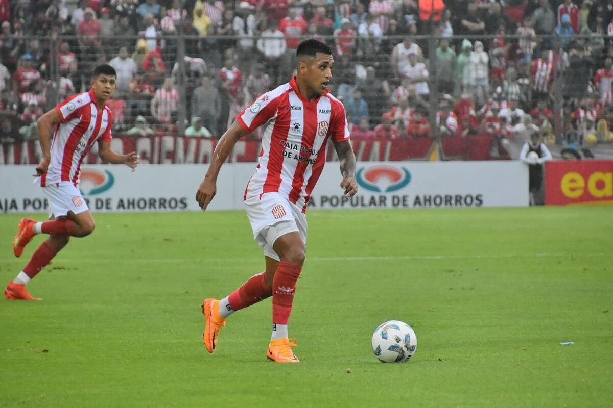 Leonardo Monje, en su etapa cedido a San Martín de Tucumán. (San Martin).