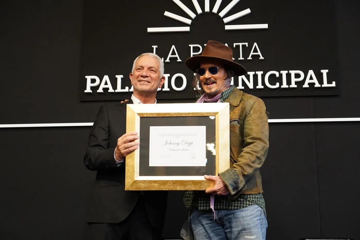 Johnny Depp, agasajado en La Plata con todos los honores.