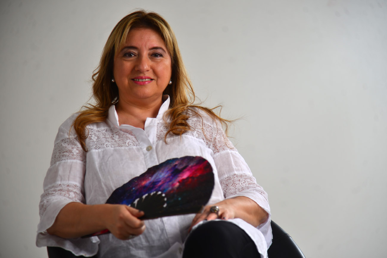 "No concibo llegar a una institución o a un lugar y pelearme por un espacio de figuración, no creo que eso sea lo importante ni me interesa. Creo en trabajar junto a los demás y hacer cosas por el otro", dice Martinez. (Nicolás Bravo / La Voz)