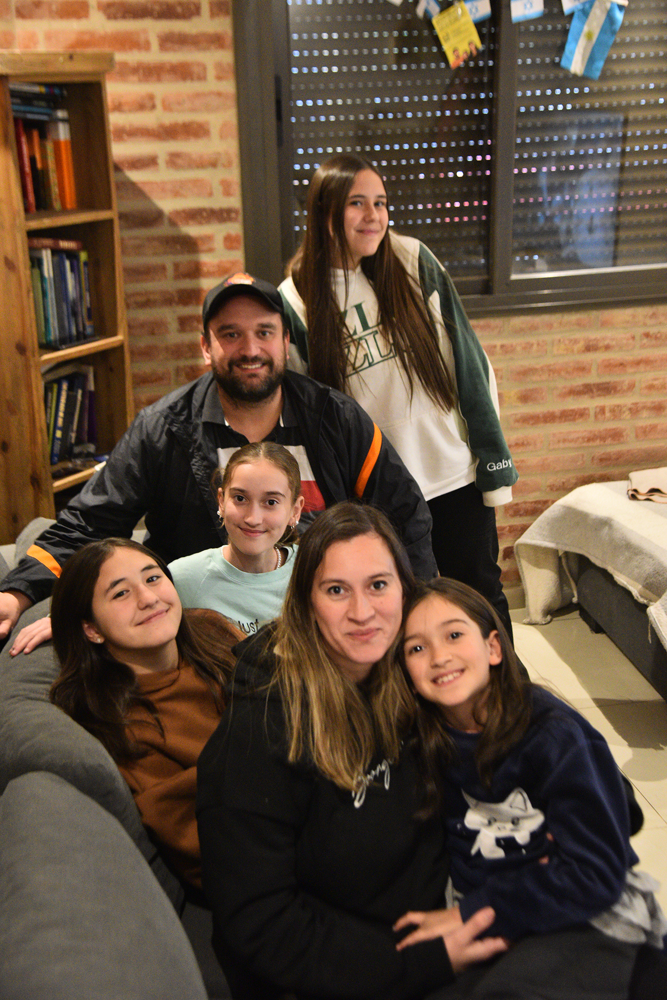 Adolescentes, grupo de hermanos o niños con problemas de salud son los que tienen más dificultades en ser adoptados.  (Pedro Castillo / La Voz)