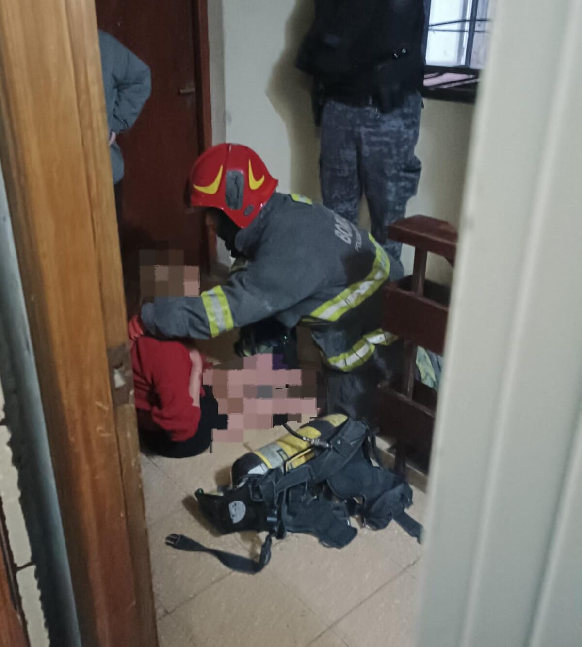 Alberdi: rescataron a una familia intoxicada por monóxido de carbono