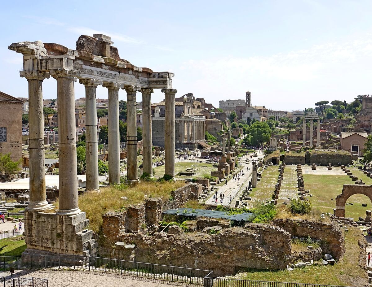 Templo de Saturno (Roma), donde estaba el Tesoro del imperio.