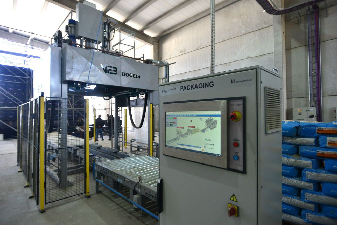 Nueva planta de morteros de Holcim en Malagueño. (Nicolás Bravo / La Voz)