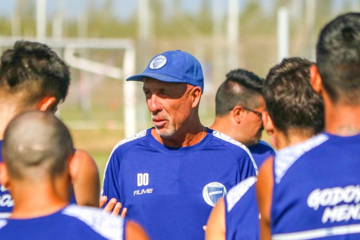 Daniel Oldrá, el nuevo técnico de Instituto. (Los Andes).