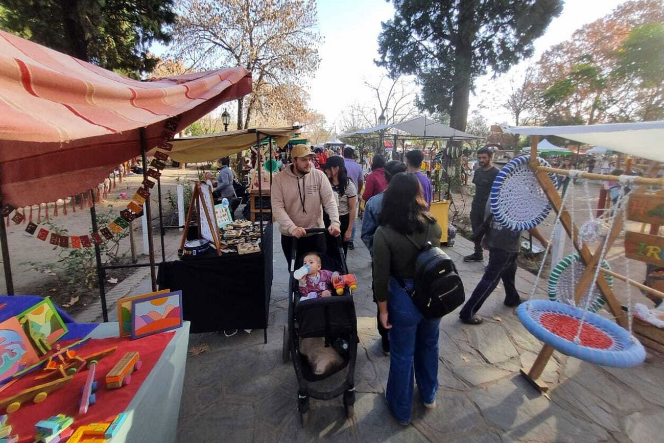 La tradicional feria de Villa de las Rosas, en Traslasierra, durante el fin de semana largo de junio pasado.  (La Voz)