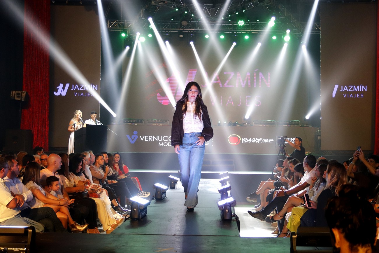 Desfile de Vernucci Moda en Espacio Mónaco en Carlos Paz.  (La Voz)
