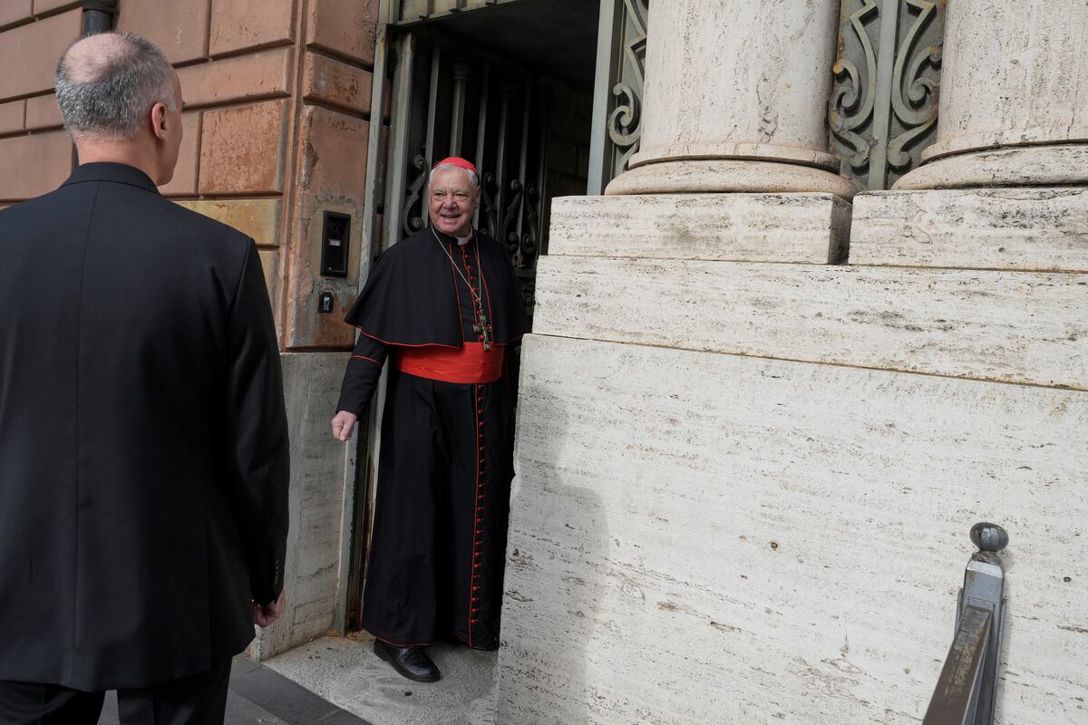 Las fuertes declaraciones del cardenal Müller antes del cónclave: “Se acabó un capítulo en la Iglesia”. (AP)