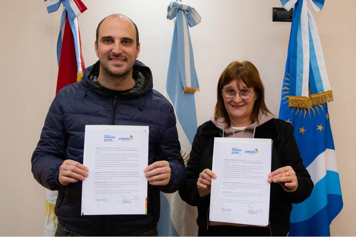 La Agencia Córdoba Joven llevó tecnología, deportes e idiomas a Tercero Arriba.