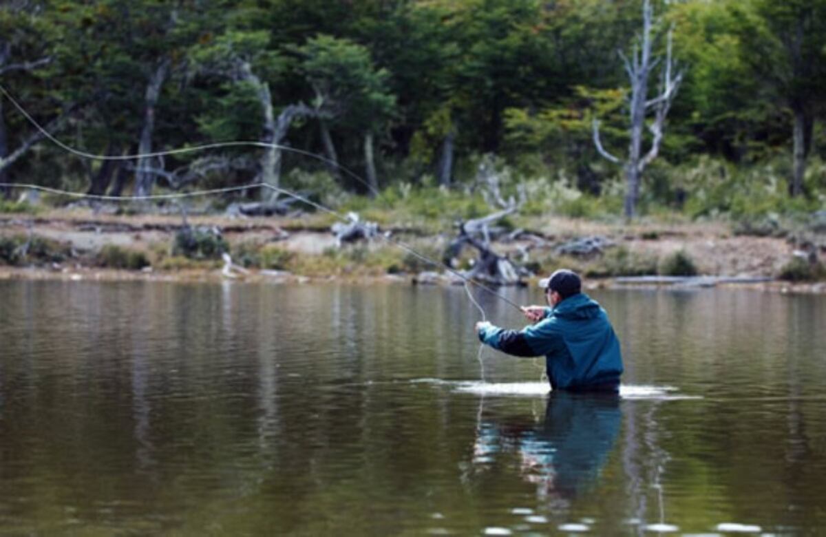 Pesca Deportiva en Tierra del Fuego. (Archivo)
