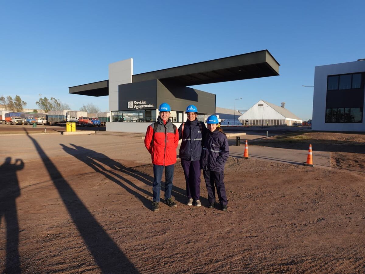 Visita y relevamiento de datos para cálculo de impactos ambientales de producto  en maní, en Hernando.