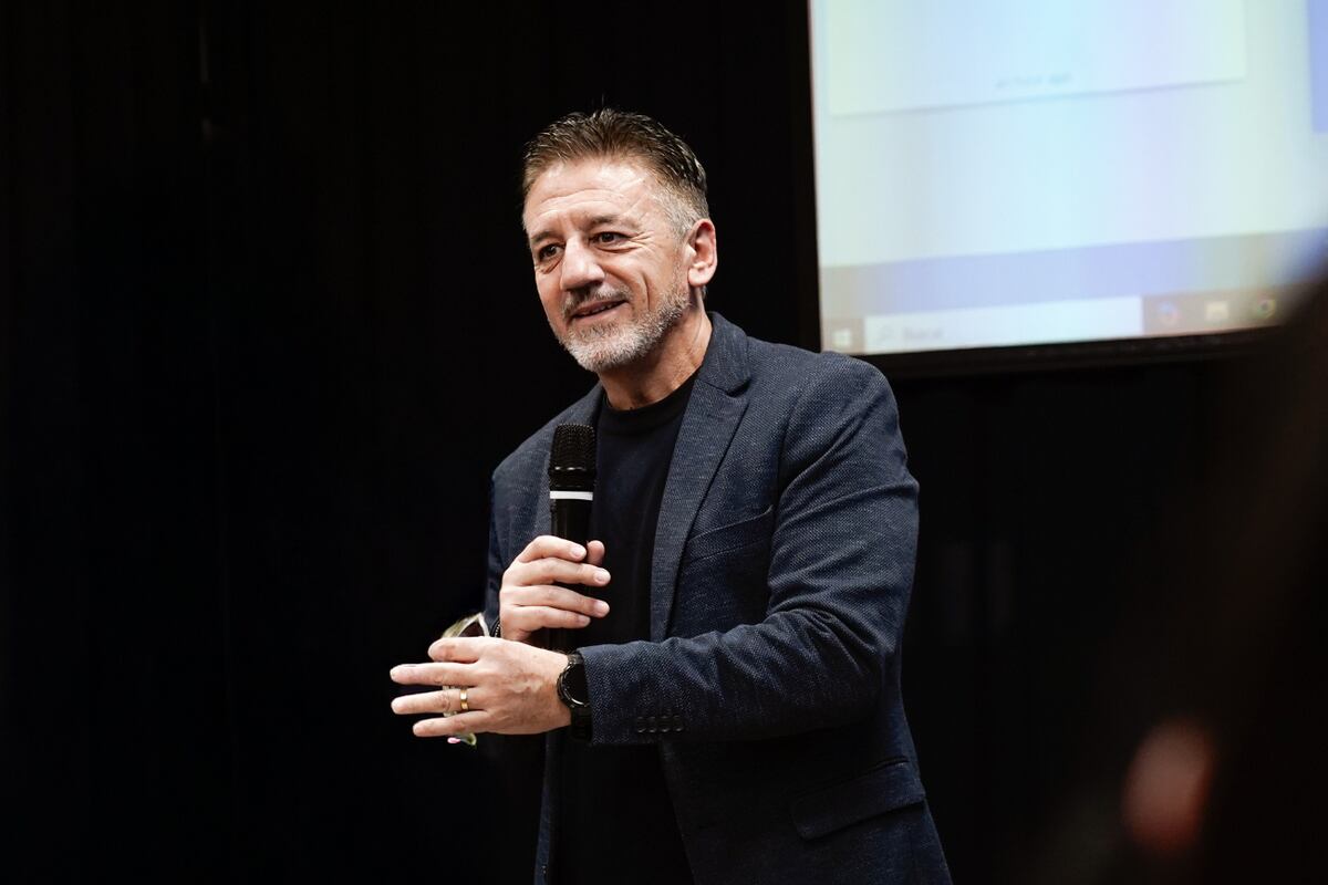 Cervantes cuenta con un sistema de aulas híbridas desde 2022.