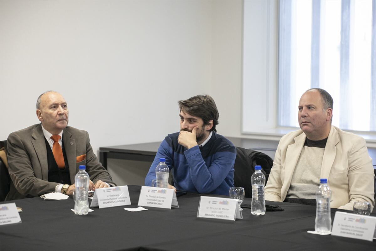 Para dar solidez y continuidad a este diálogo fue creada la Mesa Institucional con universidades. (Foto: Comunicación Legislatura de Córdoba)