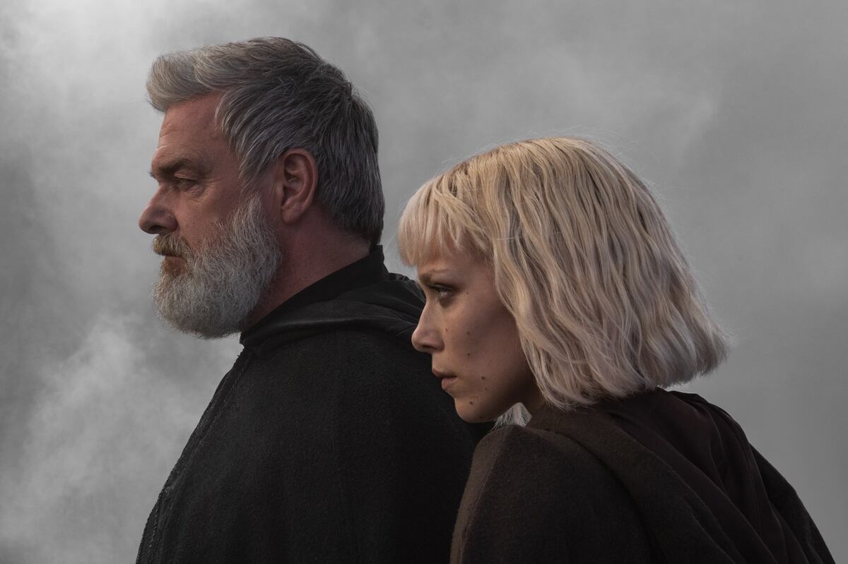 Baylan Skoll (Ray Stevenson) y Shin Hati (Ivanna Sakhno). (Lucasfilm)