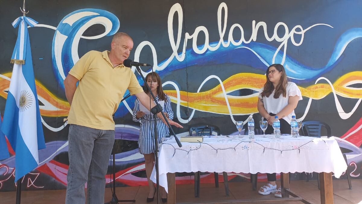 Mario Griglio cuando juró como tesorero de la comuna en diciembre pasado.