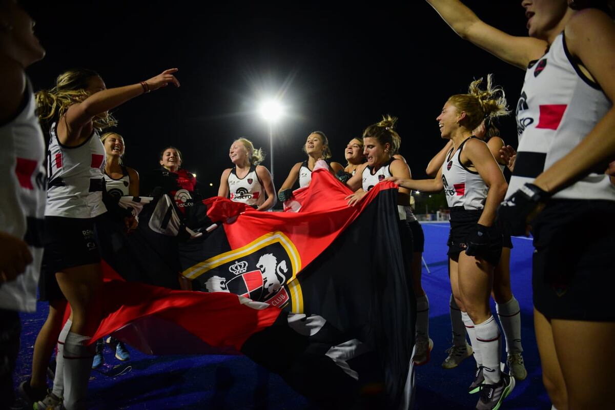 Córdoba Athletic, las reinas del hockey femenino cordobés este 2025. (José Gabriel Hernández / La Voz).