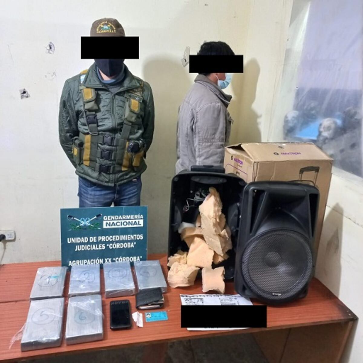 Sello. La cocaína secuestrada el jueves tiene una marca particular. (La Voz)