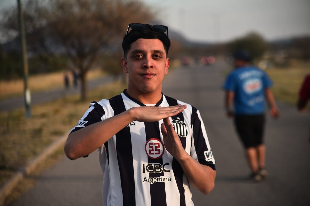 Cara 'e Cancha de Talleres en la previa del partido entre Talleres y Godoy Cruz por los octavos de final de la Copa Argentina en San Luis. (Pedro Castillo / La Voz)
