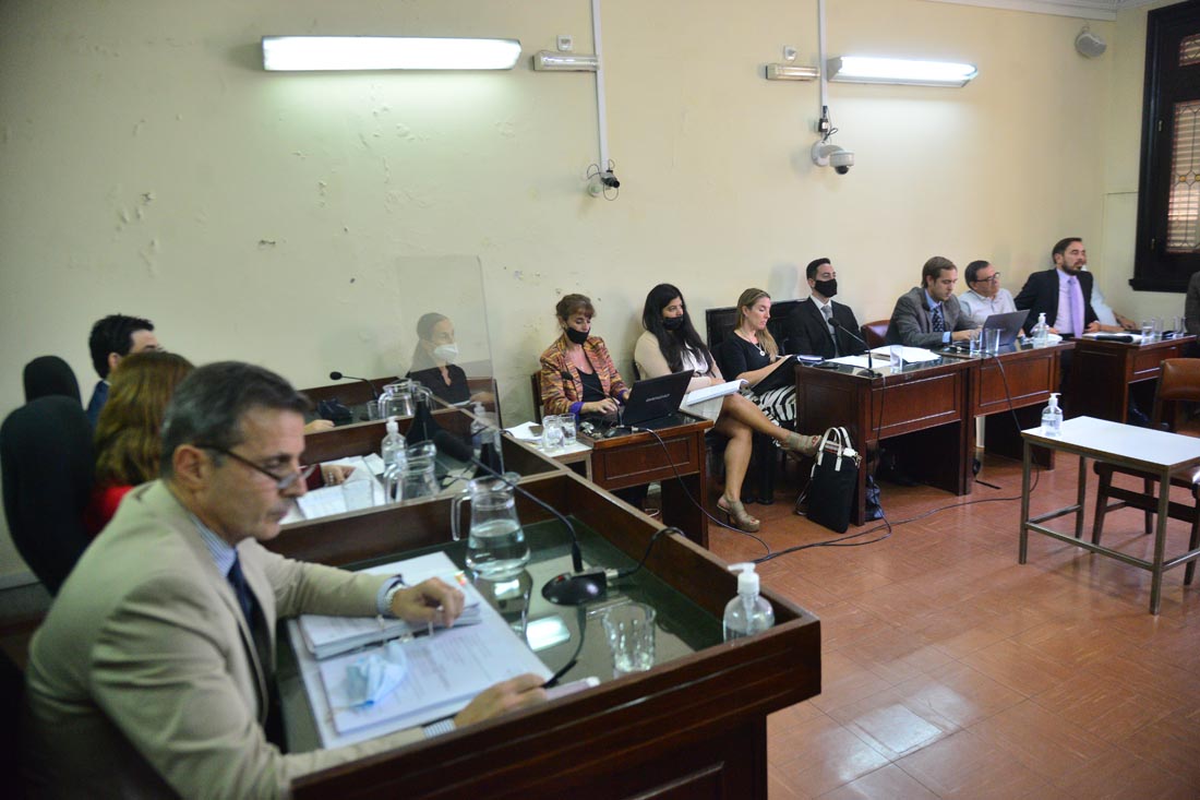 Juicio. En el juicio en el TOF2 de Córdoba, los acusadores fueron el fiscal Carlos Gonella y el querellante Juan Alberione. (Pedro Castillo / La Voz) 