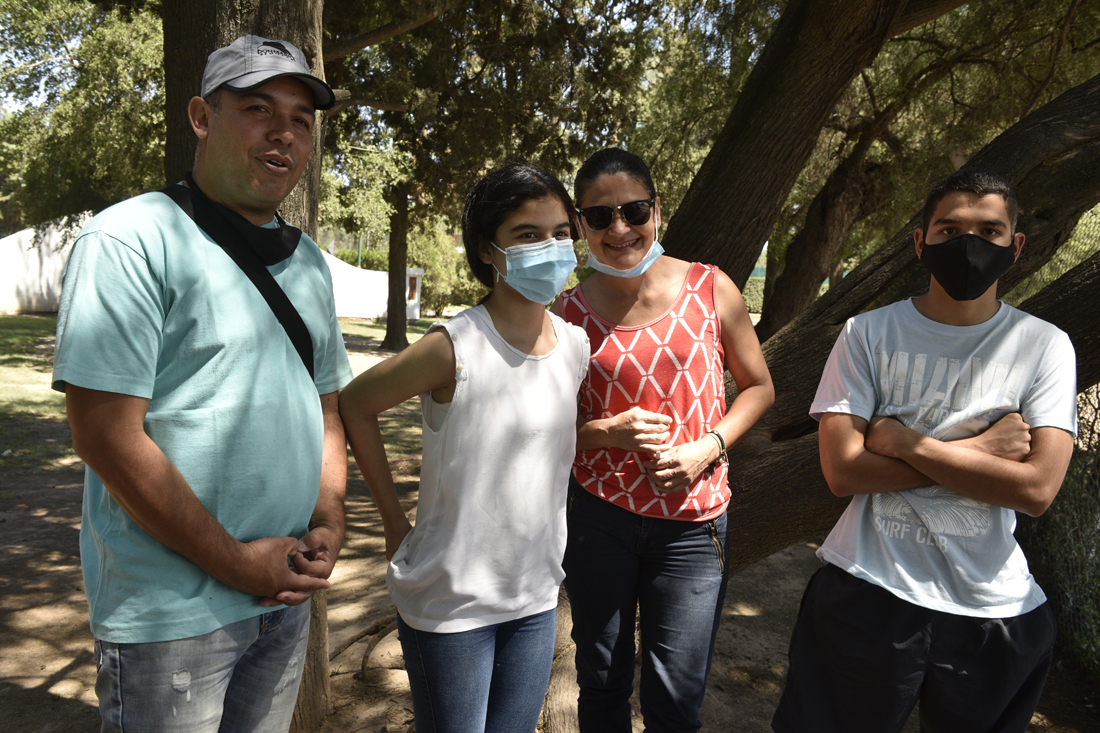 La familia venezolana llegó a Córdoba en las peores condiciones y están saliendo adelante. ( Ramiro Pereyra / La Voz).