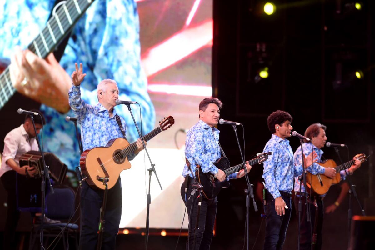 Cosquín 2025. Los Carabajal en la Sexta Luna del Festival Nacional de Folklore. (La Voz)