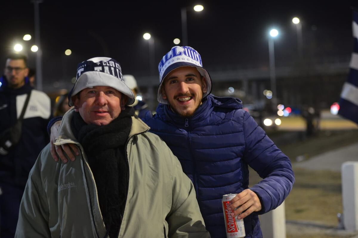 Las y los Cara 'e Cancha de Talleres en la previa del partido con Vélez por la Copa Libertadores. (Facundo Luque y Javier Ferreyra)