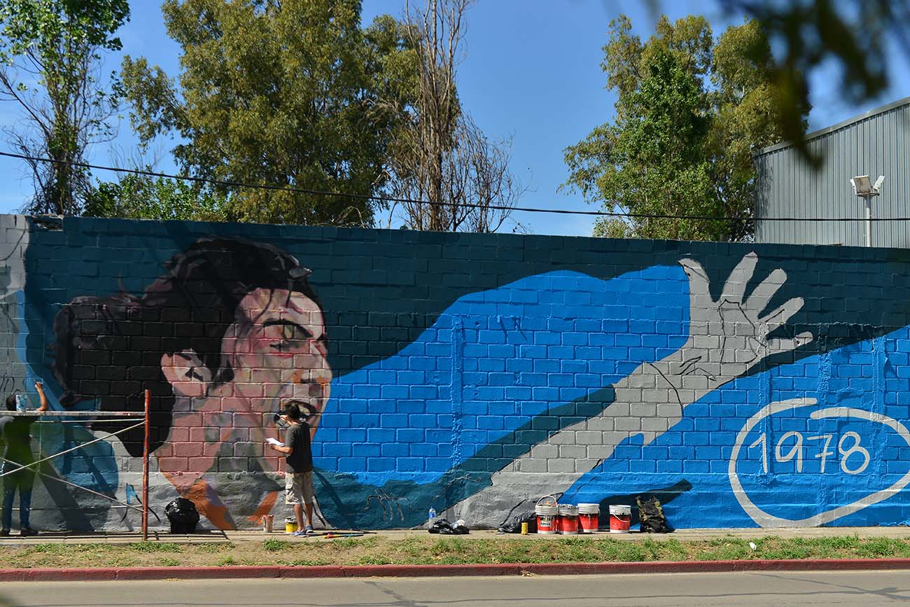 "Genios Mundiales", la gran obra que homenajea a Messi, Maradona y Kempes. (Foto: José Gabriel Hernández / La Voz)