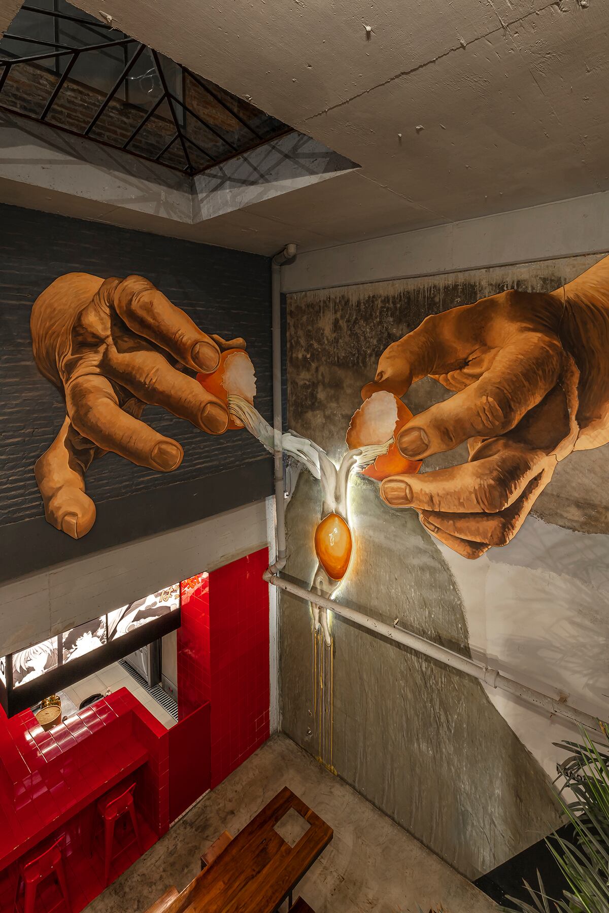 Arte en las paredes. Los murales son una de las señas particulares más representativas del Mercat Villa Crespo. (Gentileza: Federico Kulekdjian)