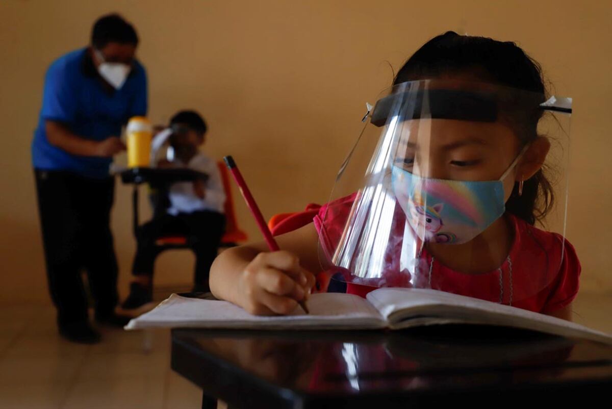 Clases. En ciudad de Buenos Aires no habría presenciales en las secundarias. (Archivo / AP)