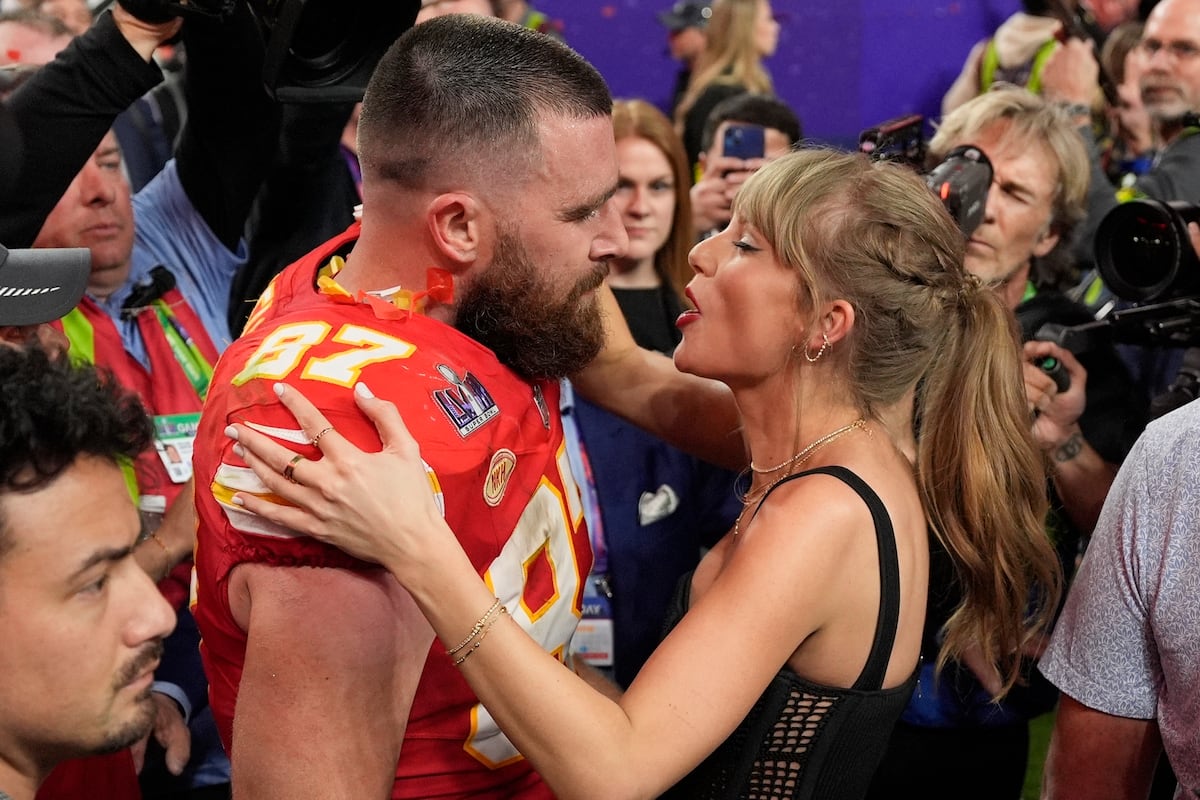Taylor Swift y su “masa madre”: el inesperado pasatiempo doméstico mientras espera su boda con Travis Kelce (Foto AP/John Locher)