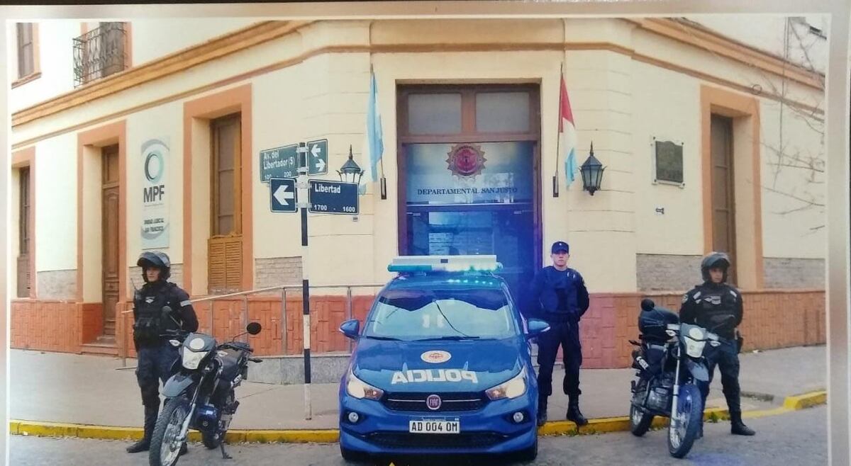 Policía Departamental San Justo, con sede en San Francisco.