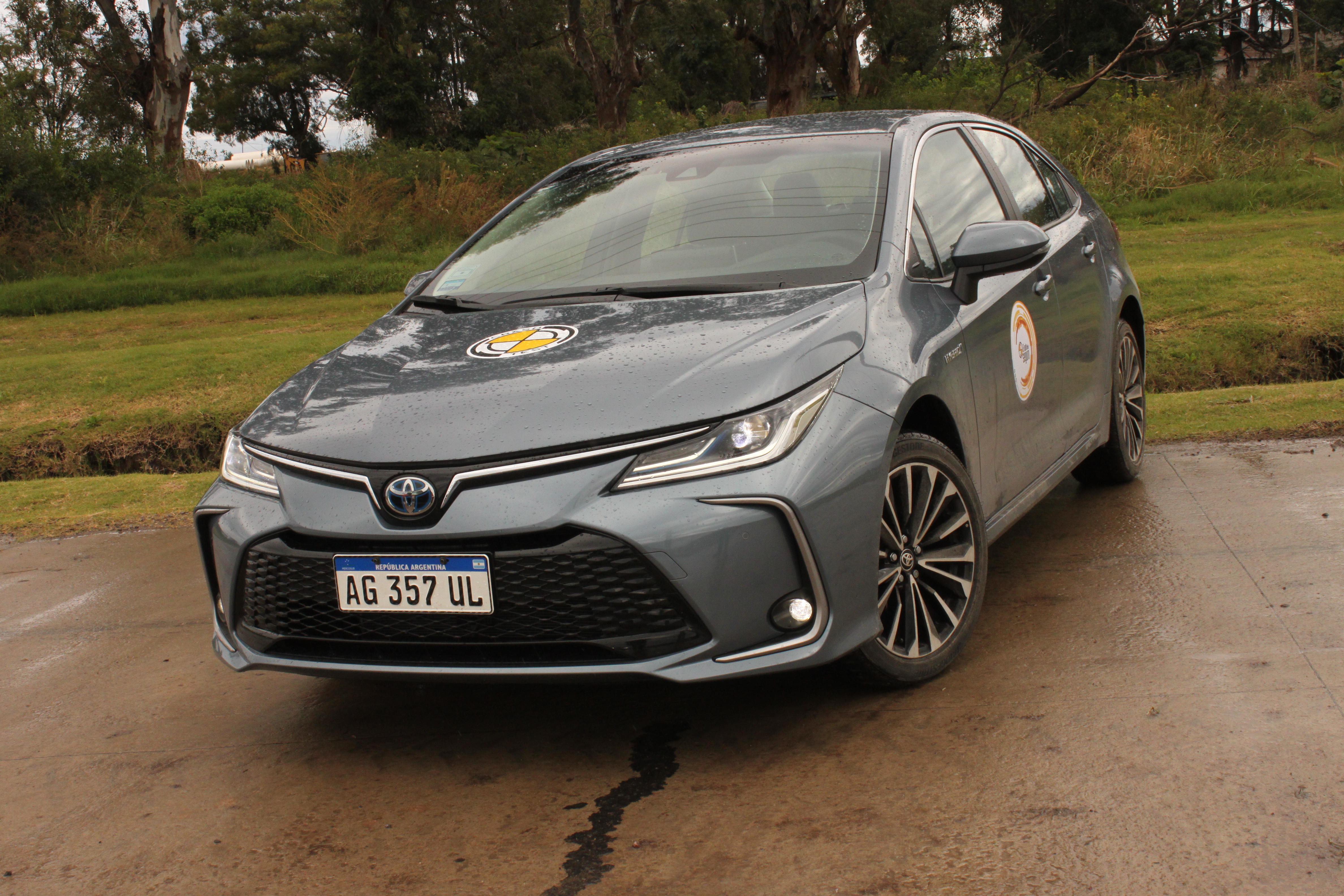 El Toyota Corolla ofrece de serie el Toyota Safety Sense, un paquete de asistencias a la conducción (Adas) integrado por un radar de ondas milimétricas combinado con una cámara monocular.