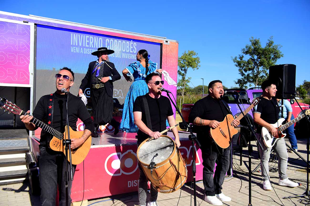 Presentación de la Temporada de Invierno 2025 en el Parque Bustos . (José Gabriel Hernández / La Voz)