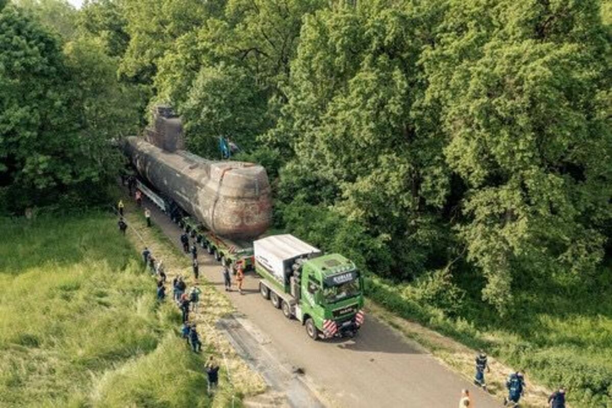 Alemania cierra pueblos y carreteras para transportar el Submarino U17 al Museo Técnico de Sinsheim. (Gentileza)